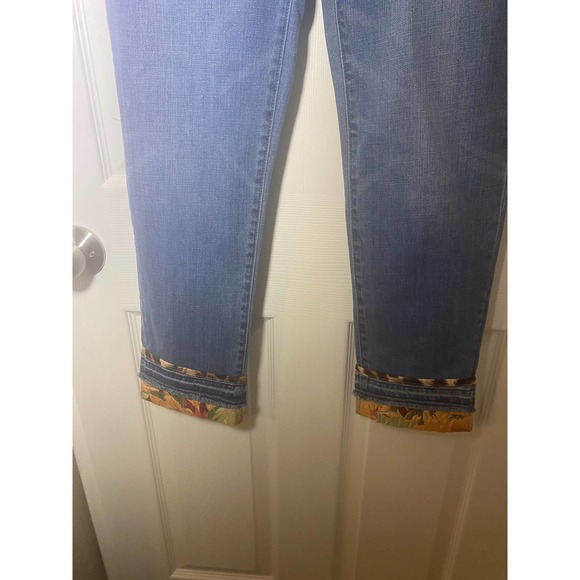 Chicos So Slimming Girlfriend Slim Leg Ankle Jeans Women decorate ankle size 4R - Picture 3 of 8